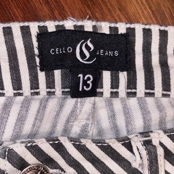 Black and white stripe skinny jeans - Picture 3 of 3